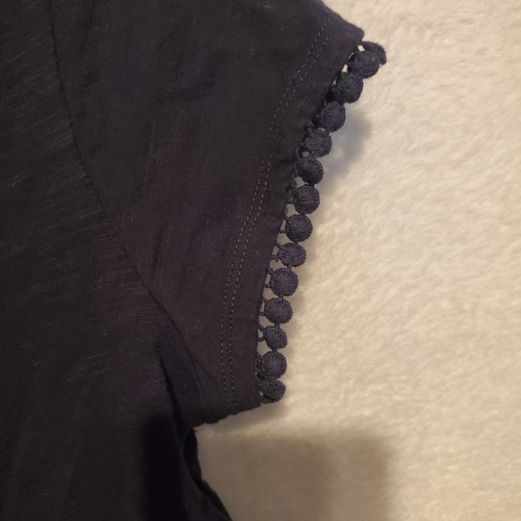 Women's Nautica size small navy t-shirt - Picture 4 of 4